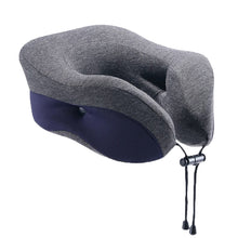 Încarcă imaginea în vizualizatorul Galerie, Perna de gat pentru calatorie din spuma cu memorie, saculet transport, dopuri pentru urechi si masca pentru ochi incluse, clema ajustabila, gri